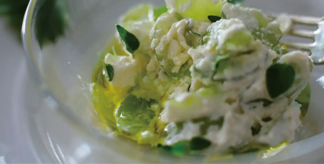 季節のフルーツとリコッタチーズのサラダ イメージ1